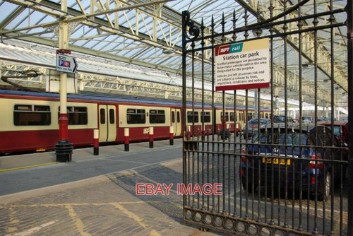 Photo helensburgh central - photo,