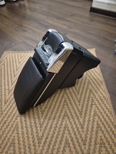 Universal car storage - universal, arm